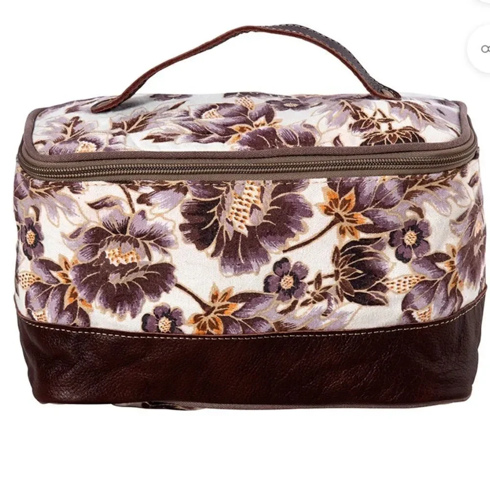 Myra Bag Peonies Pleasure Make-Up Kit